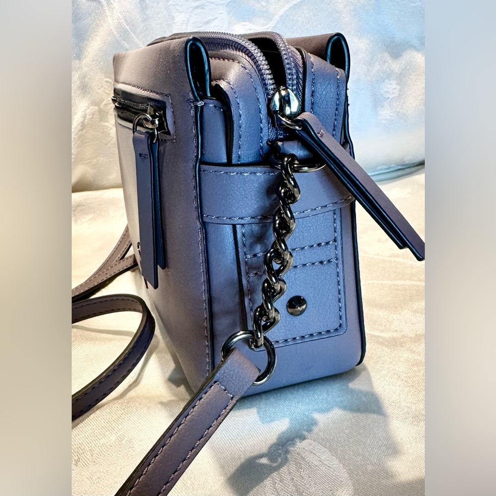 SIMPLY VERA WANG CROSSBODY BAG - Picture 11 of 11